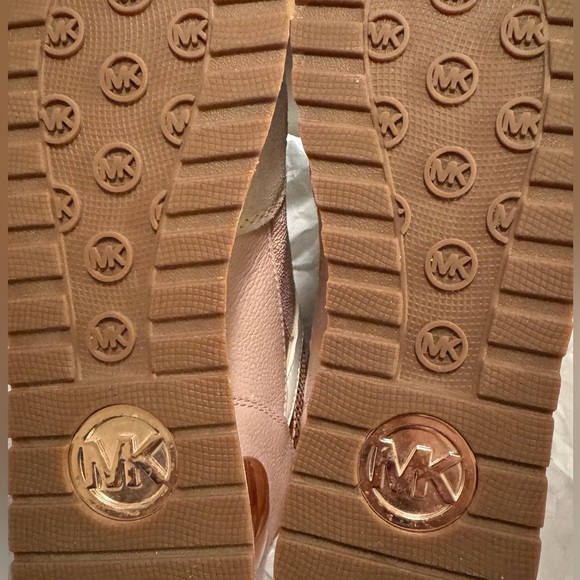 Women’s Michael Kors Wilma Trainers - Picture 5 of 5